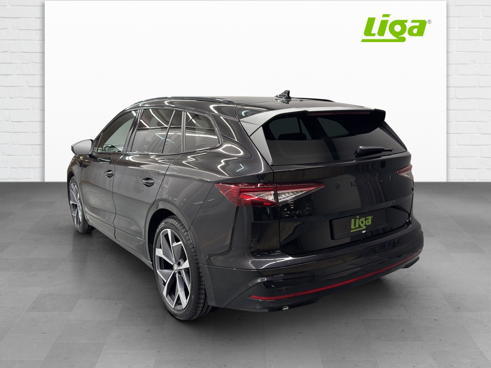 SKODA Enyaq iV RS 4x4-image-3