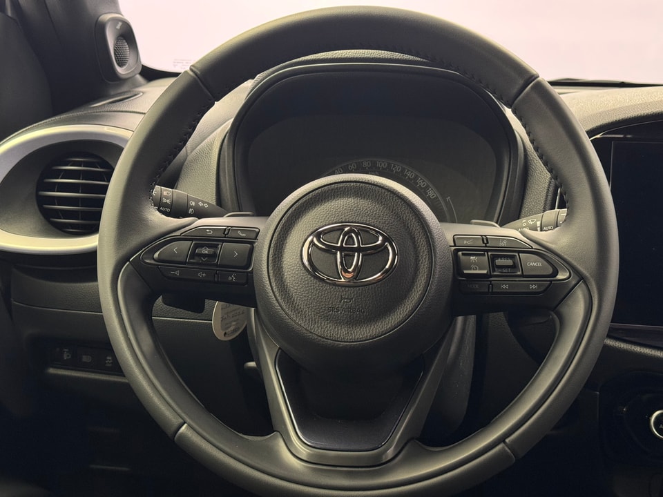 Aygo X 1.0 VVT-i JBL Edition