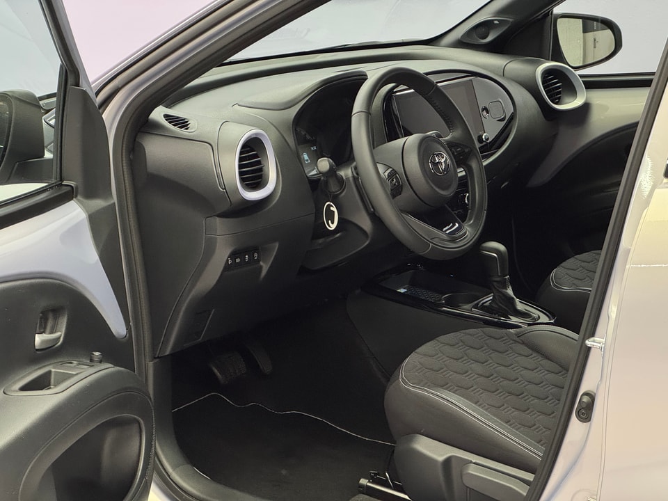 Aygo X 1.0 VVT-i JBL Edition