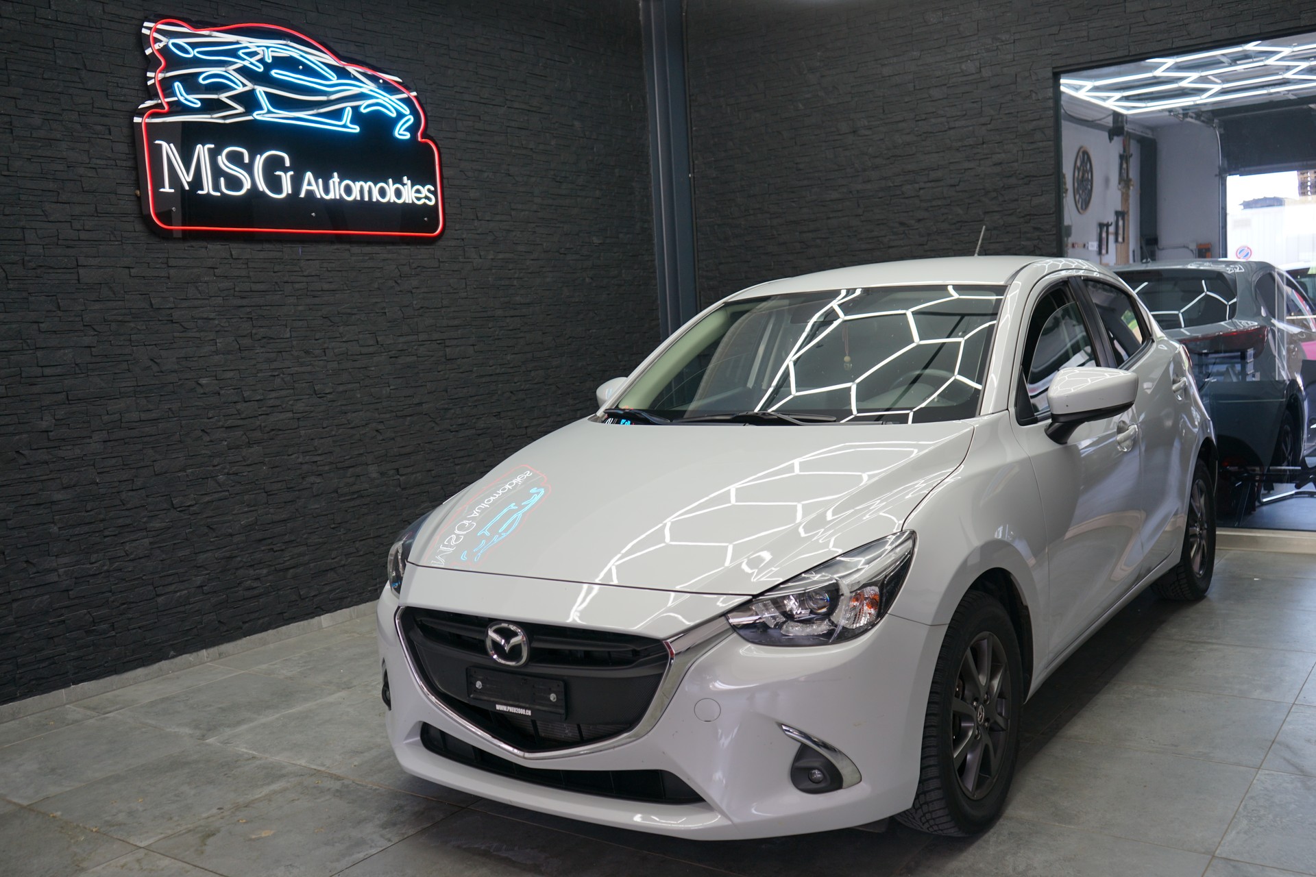MAZDA 2 SKYACTIV-G 90 Ambition Plus Automat-image-0