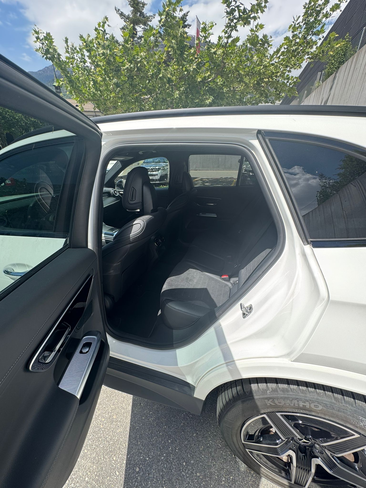 MERCEDES-BENZ GLC 300 e 4M 9G-Tronic (8-fach bereift)-image-4