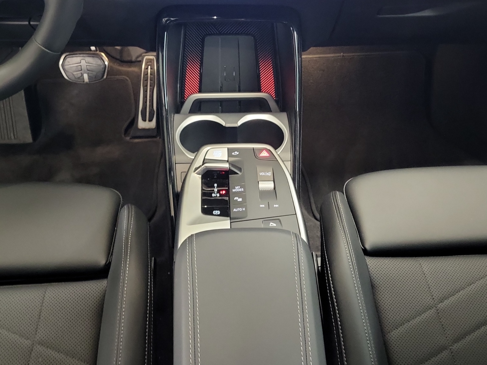 BMW X1 xDrive 30e M Sport-image-16