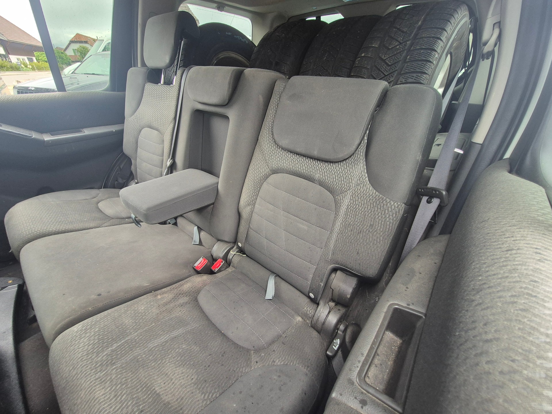 NISSAN Pathfinder MFK Diesel TOP Automat 7 Plätze Höcher-image-7