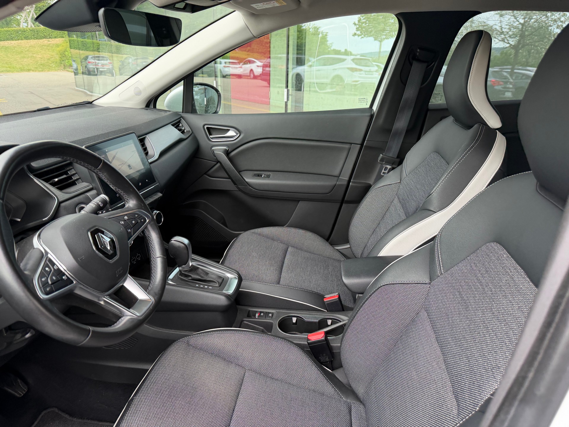 RENAULT Captur 1.3 TCe EDC Intens EDC - FACELIFT-image-7