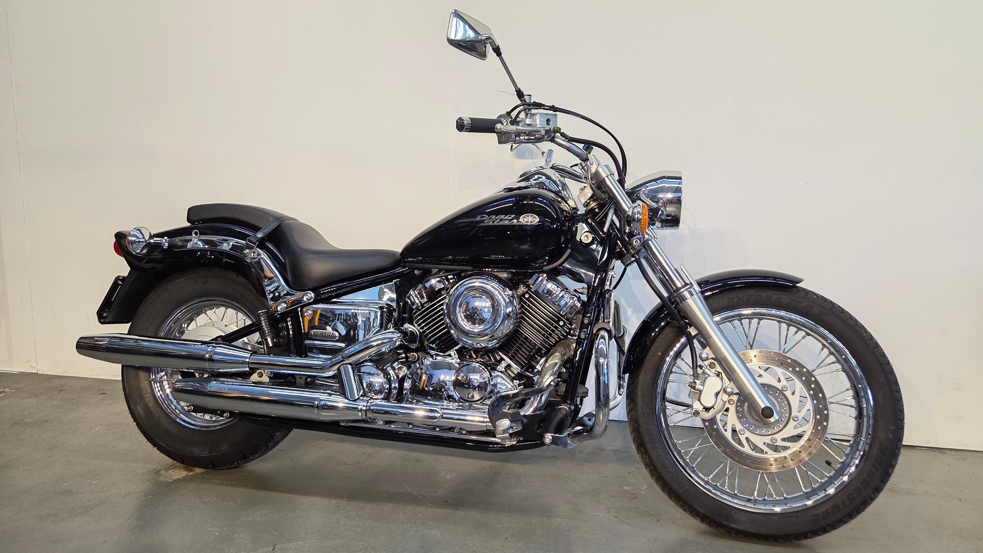 YAMAHA XVS 650 Drag Star-showroom-element-2