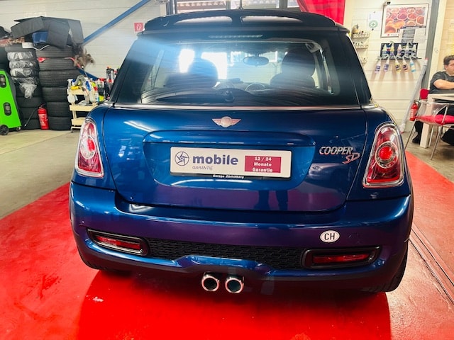 MINI Cooper SD-image-13