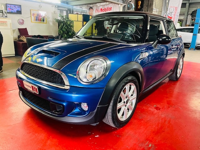 MINI Cooper SD-image-14