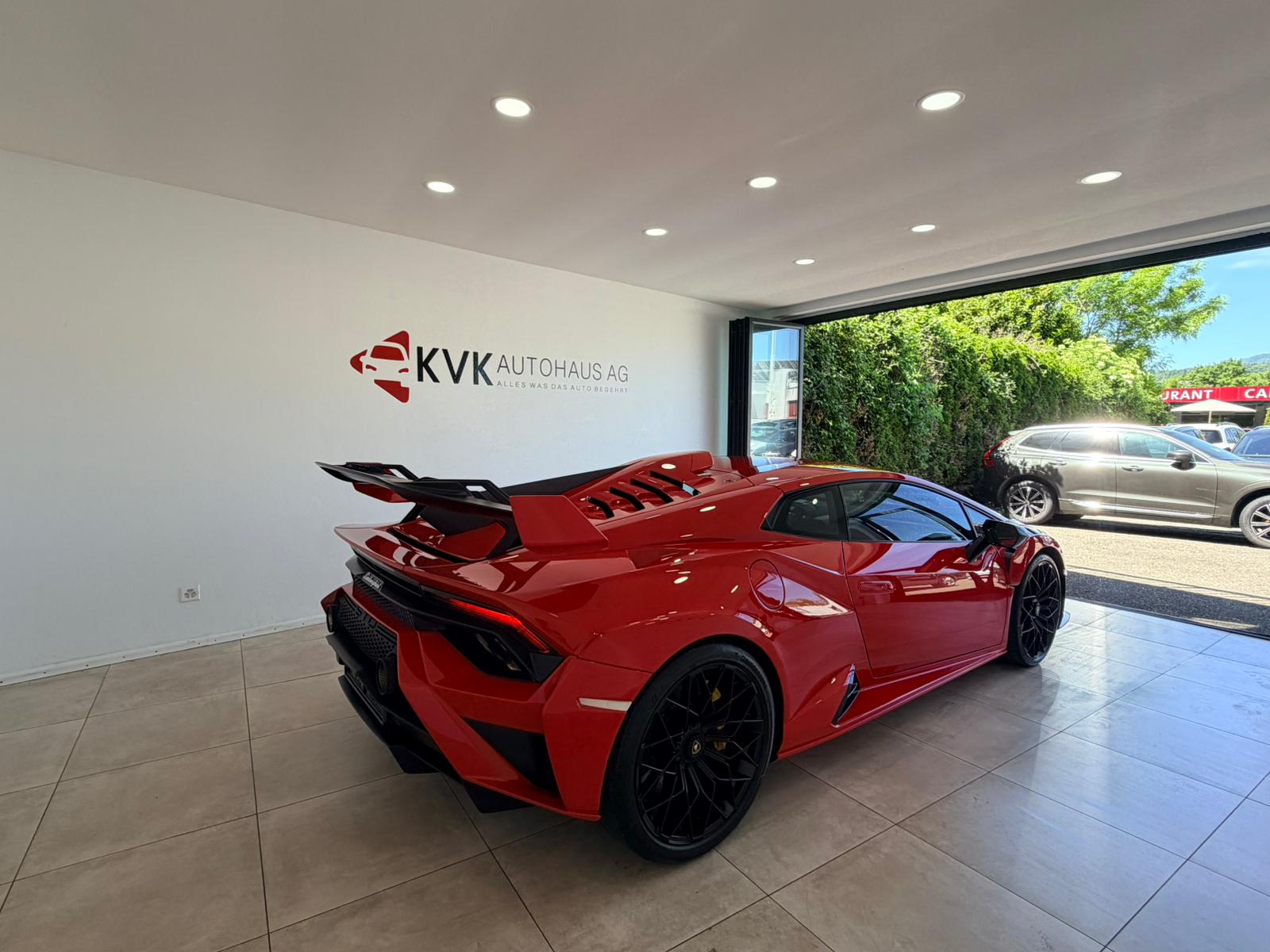LAMBORGHINI Huracan STO Coupé DCT RWD-showroom-element-3