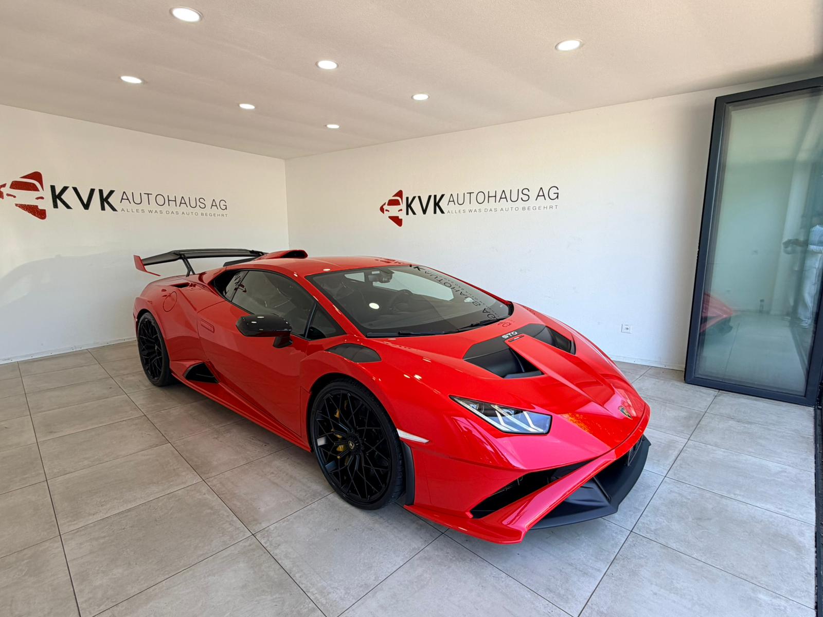 LAMBORGHINI Huracan STO Coupé DCT RWD-showroom-element-2