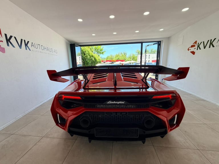 Lamborghini Huracan STO Coupé DCT RWD, foto 5 di 17