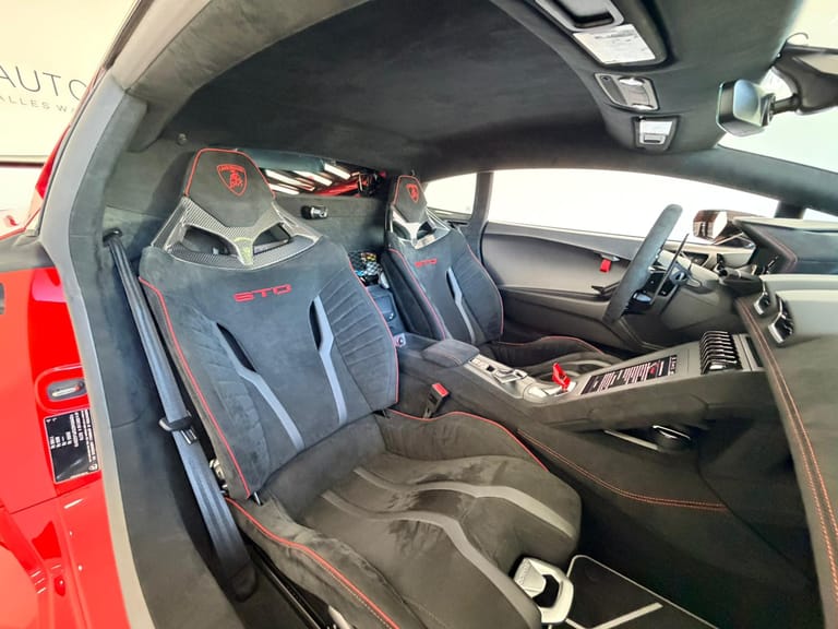 Lamborghini Huracan STO Coupé DCT RWD, foto 12 di 17