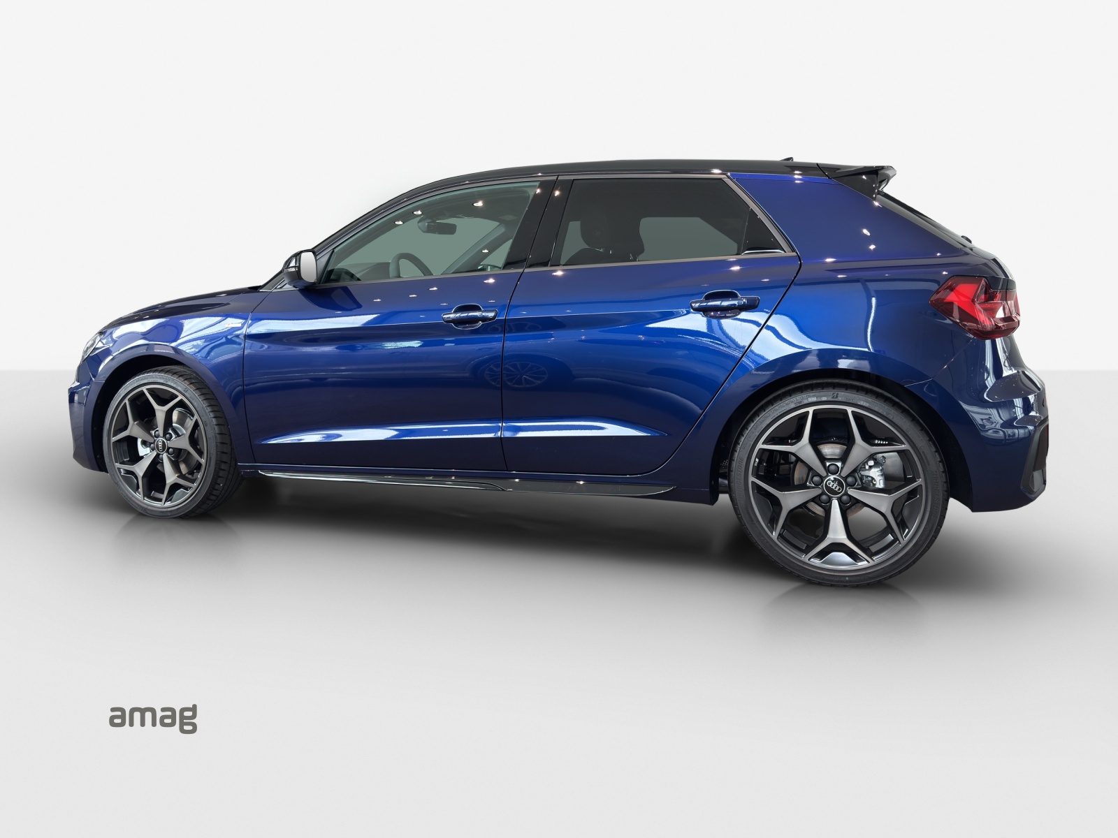 AUDI A1 Sportback 30 TFSI S Line Attraction S-tronic-image-2