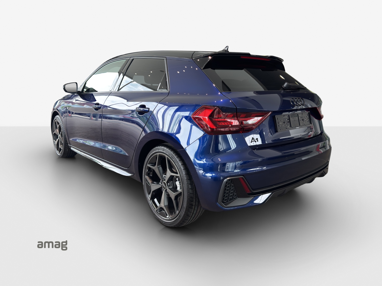 AUDI A1 Sportback 30 TFSI S Line Attraction S-tronic-image-3