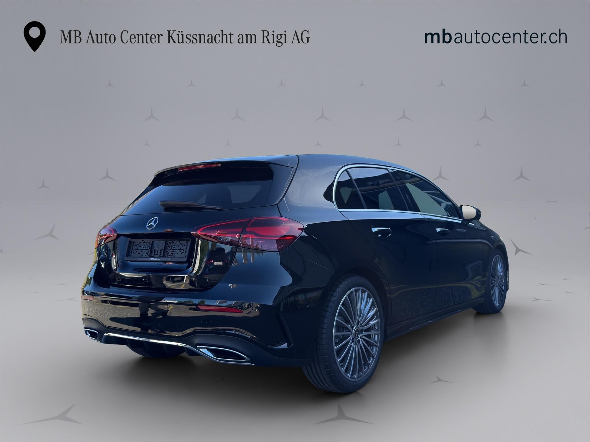 MERCEDES-BENZ A 250 AMG Line 4m-image-5