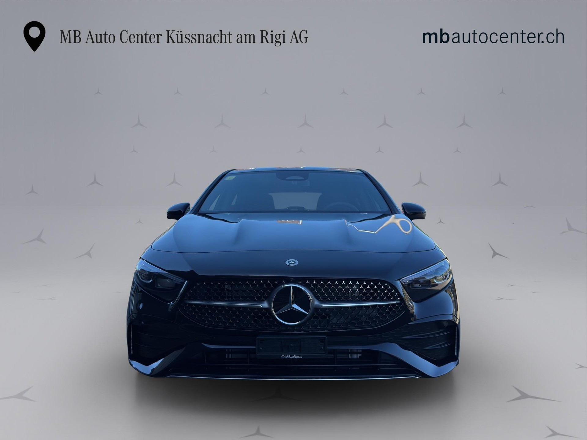 MERCEDES-BENZ A 250 AMG Line 4m-image-1