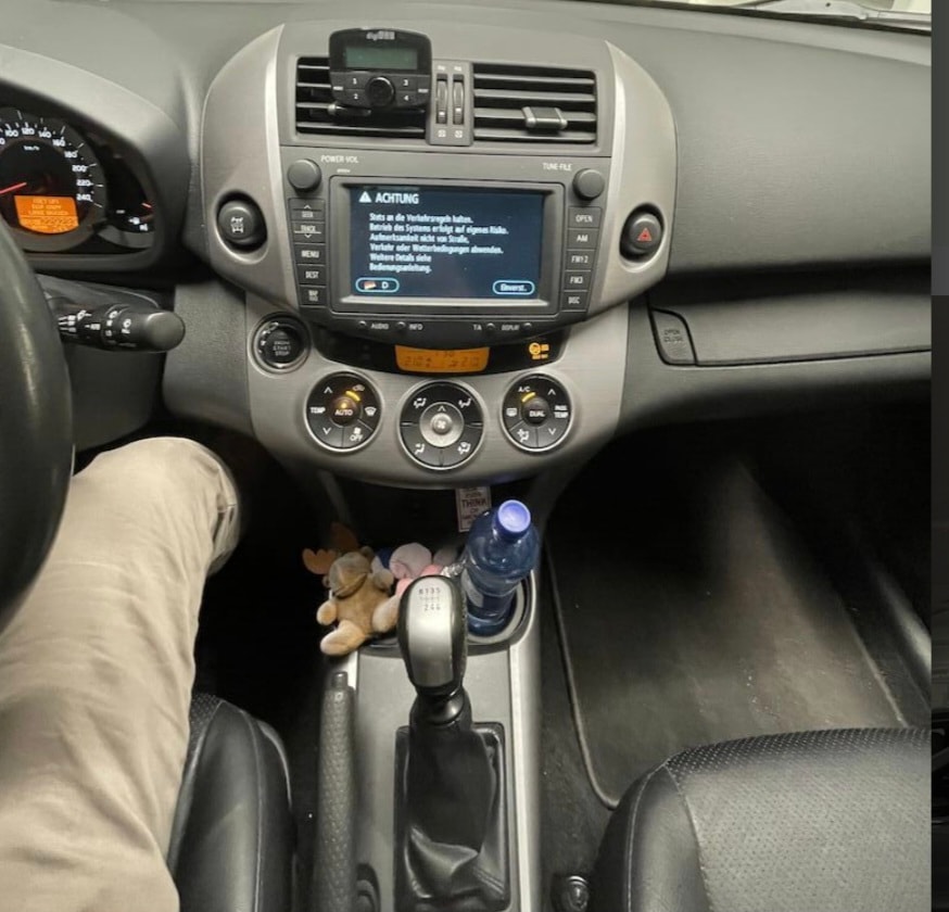TOYOTA RAV-4 2.2D-4 D CleanPower Linea Sol-image-5