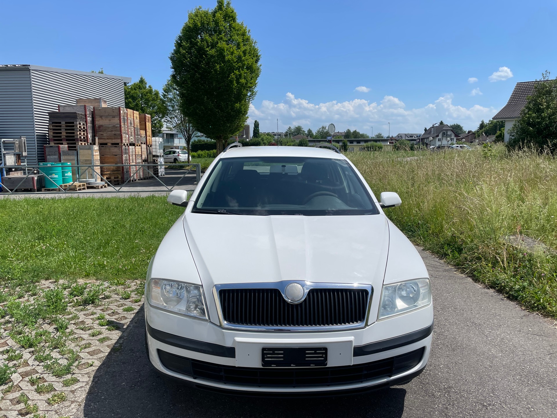 SKODA Octavia 1.9 TDI Adventure 4x4-image-2