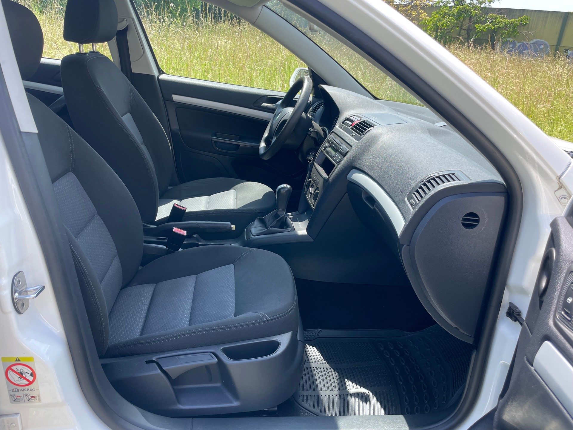 SKODA Octavia 1.9 TDI Adventure 4x4-image-7