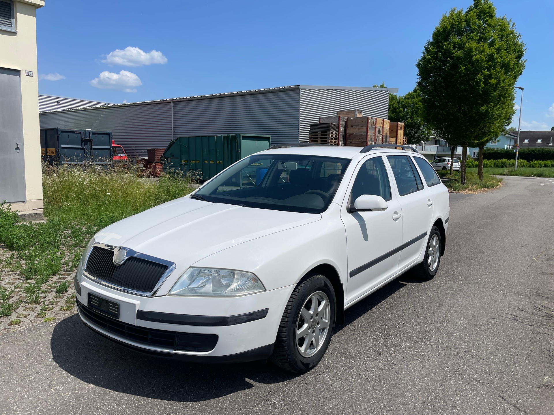 SKODA Octavia 1.9 TDI Adventure 4x4-image-1