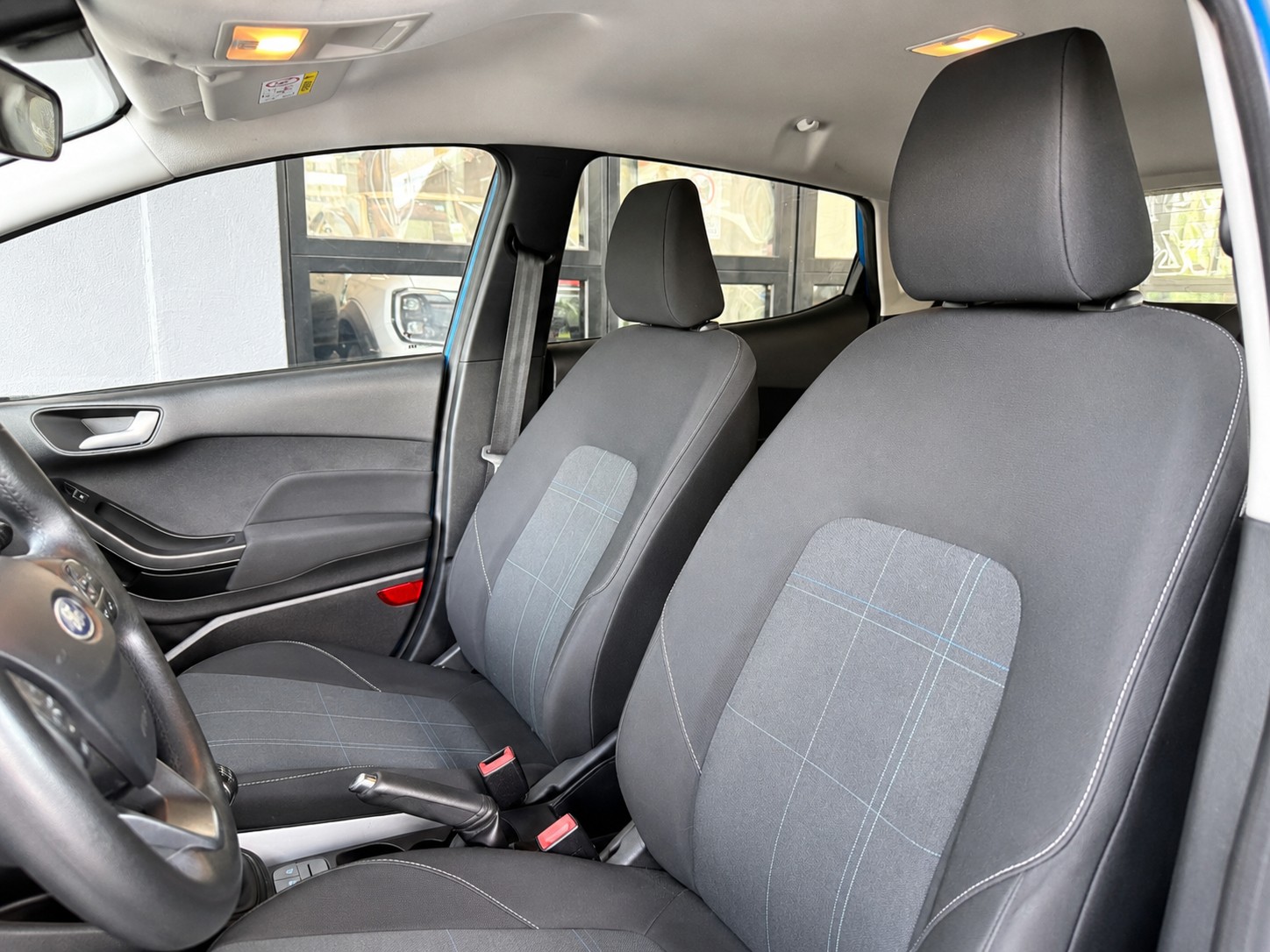FORD Fiesta 1.0 SCTi Cool & Connect-image-11