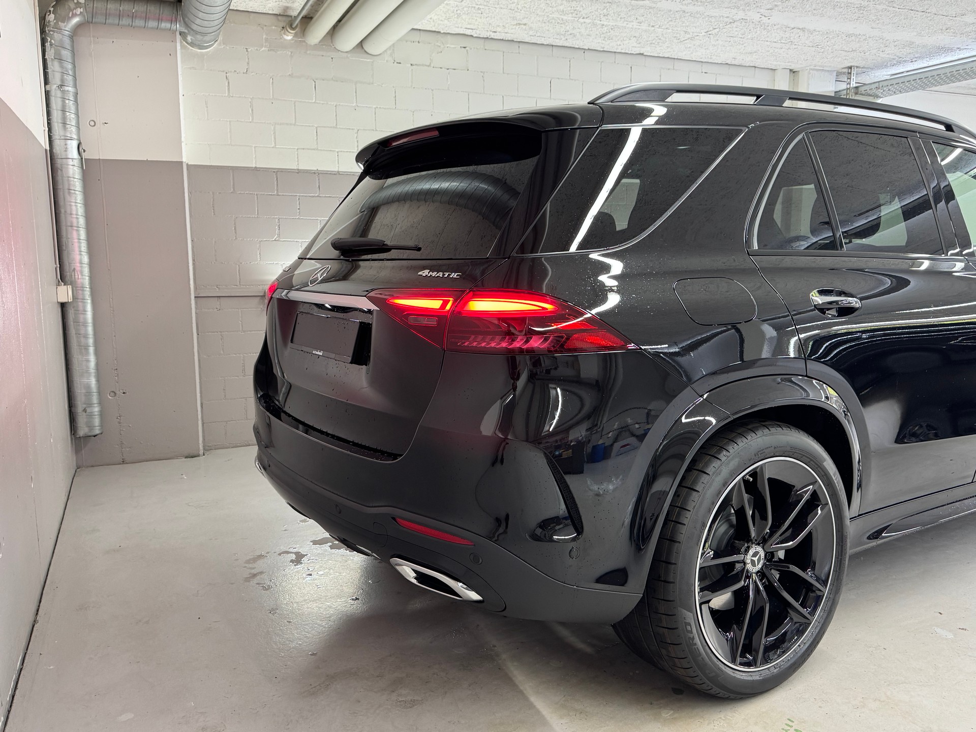 MERCEDES-BENZ GLE 450 d 4Matic-image-3