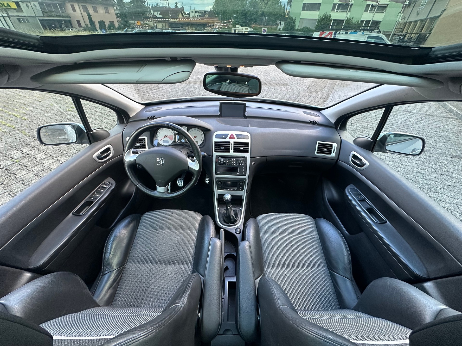 PEUGEOT 307 SW 2.0 16V Black&Silver-image-8
