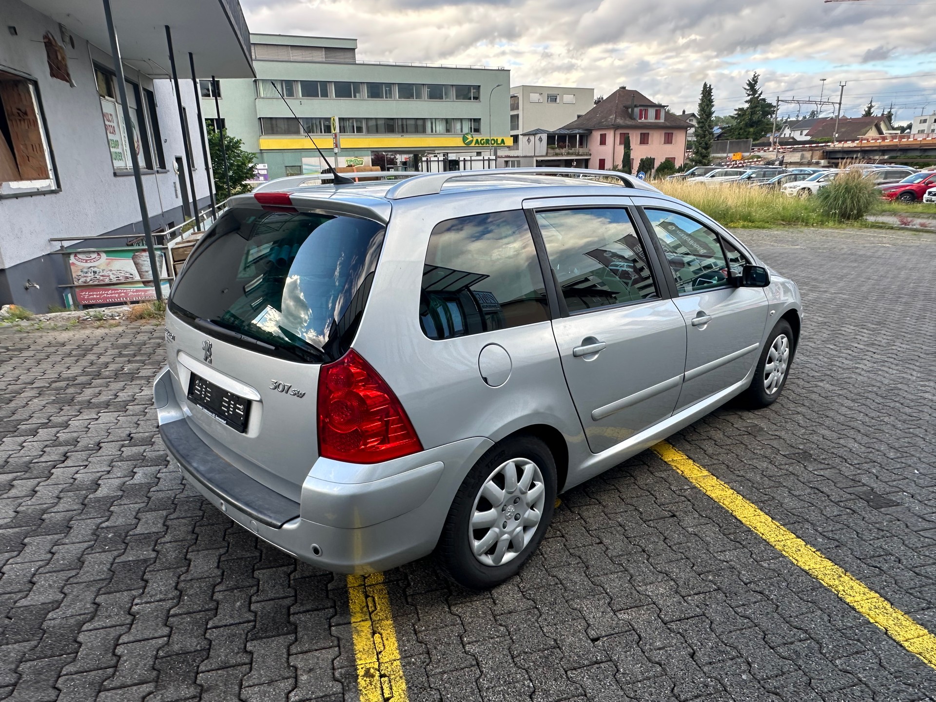 PEUGEOT 307 SW 2.0 16V Black&Silver-image-4