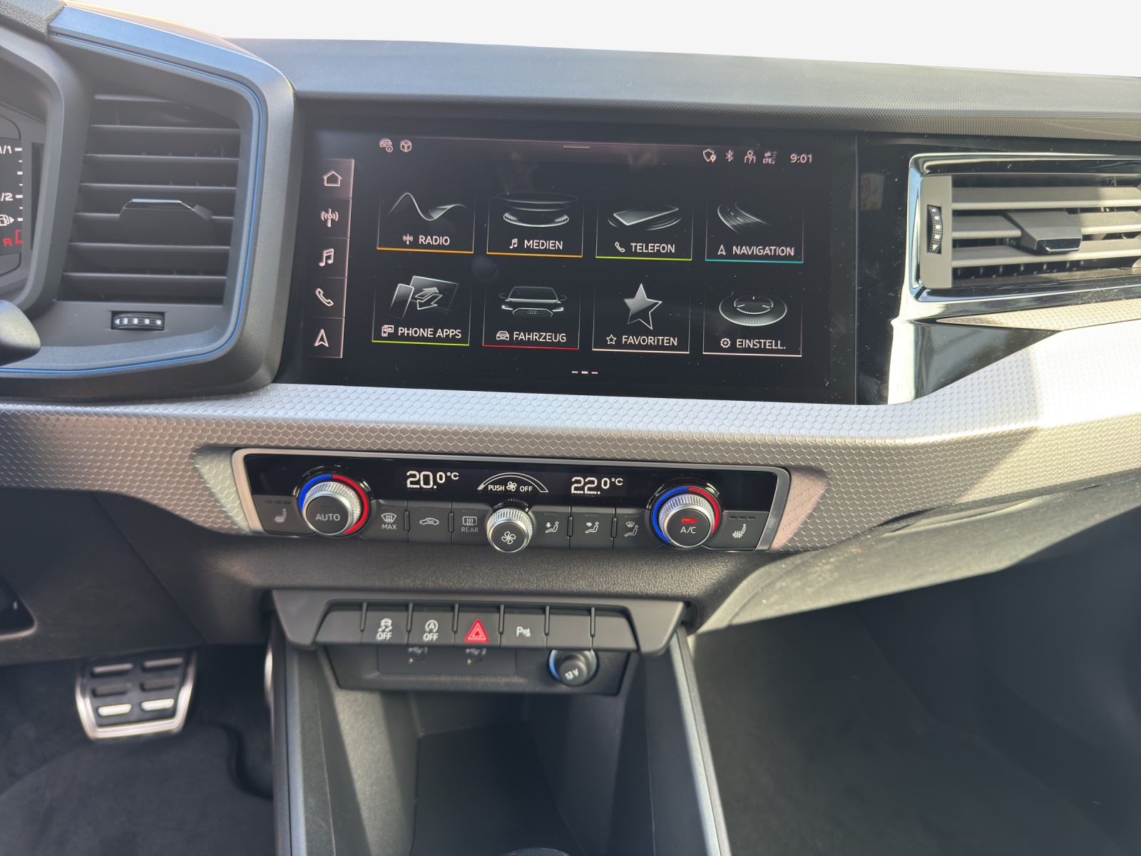 AUDI A1 Sportback 30 TFSI S Line Attraction S-tronic-image-10