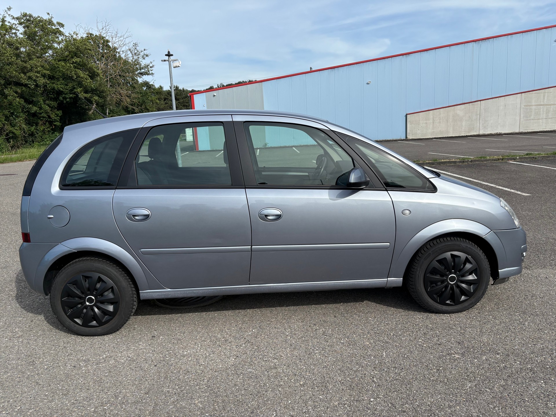 OPEL Meriva 1.6i-16 TP Cosmo-image-4