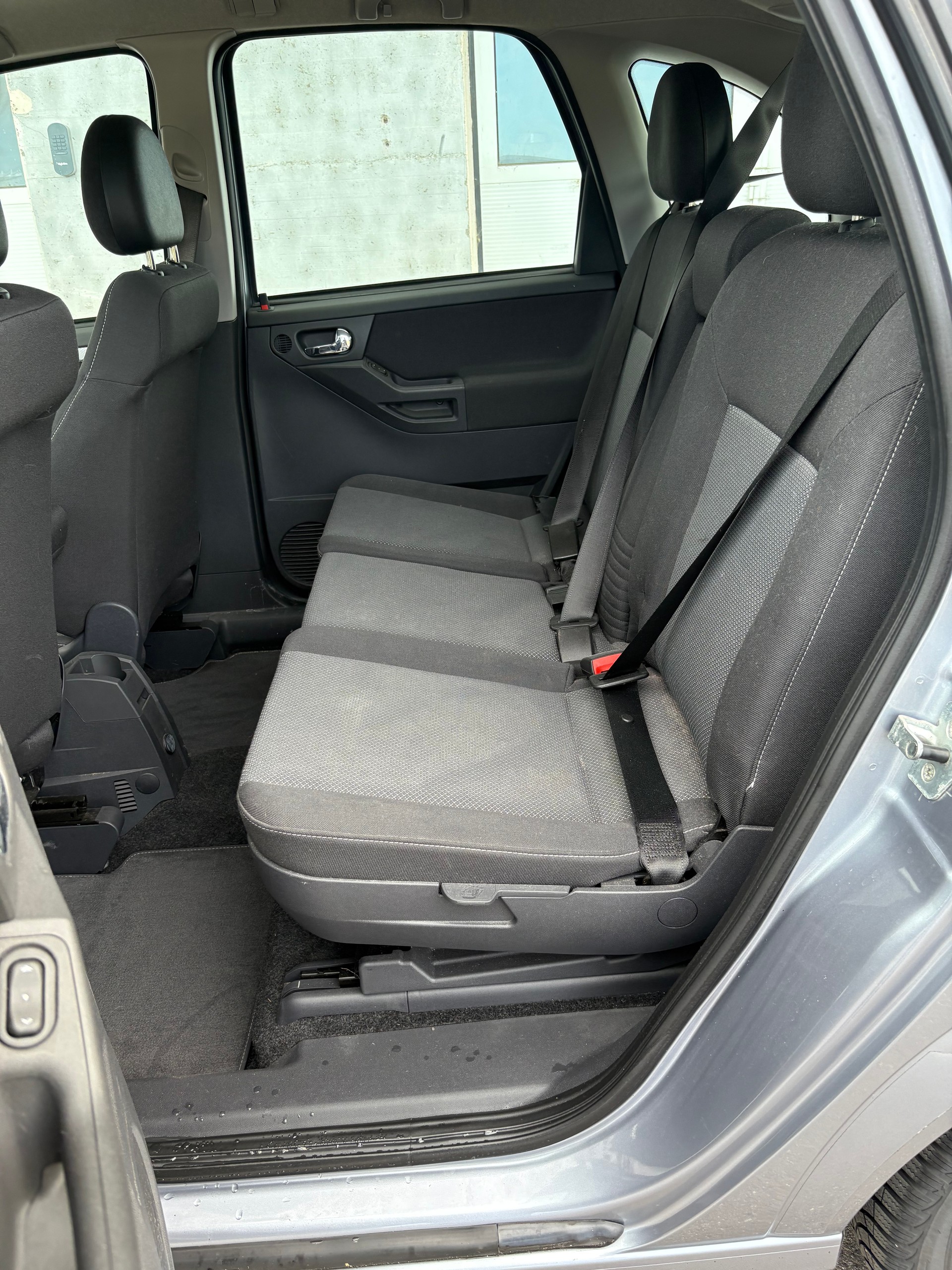 OPEL Meriva 1.6i-16 TP Cosmo-image-11