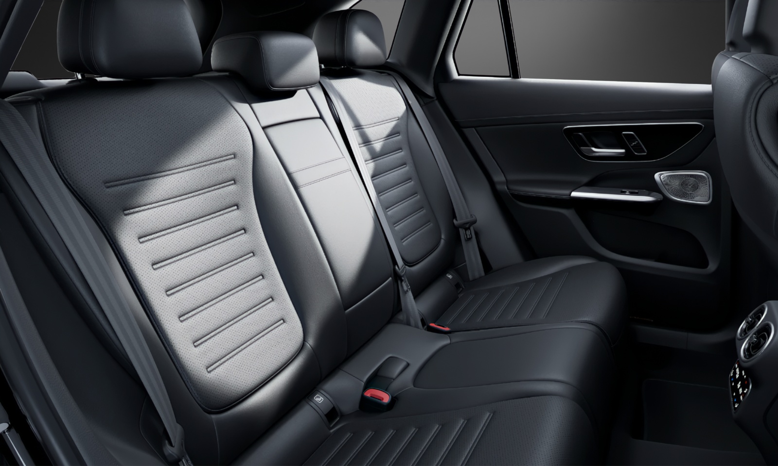 MERCEDES-BENZ GLC 400 e 4Matic EQ Star 9G-Tronic-image-9