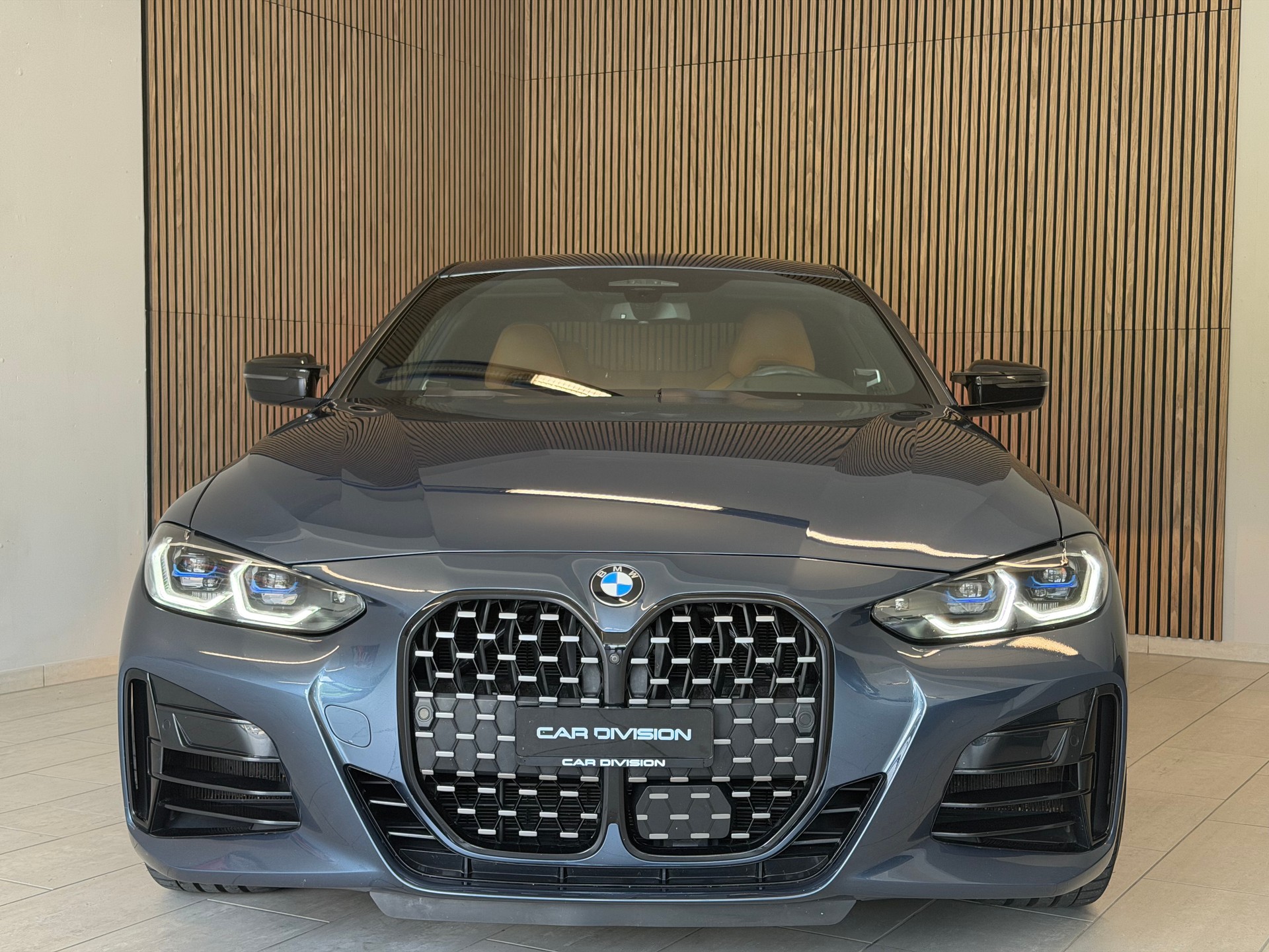 BMW M440i xDrive 48V Coupé Steptronic-image-3