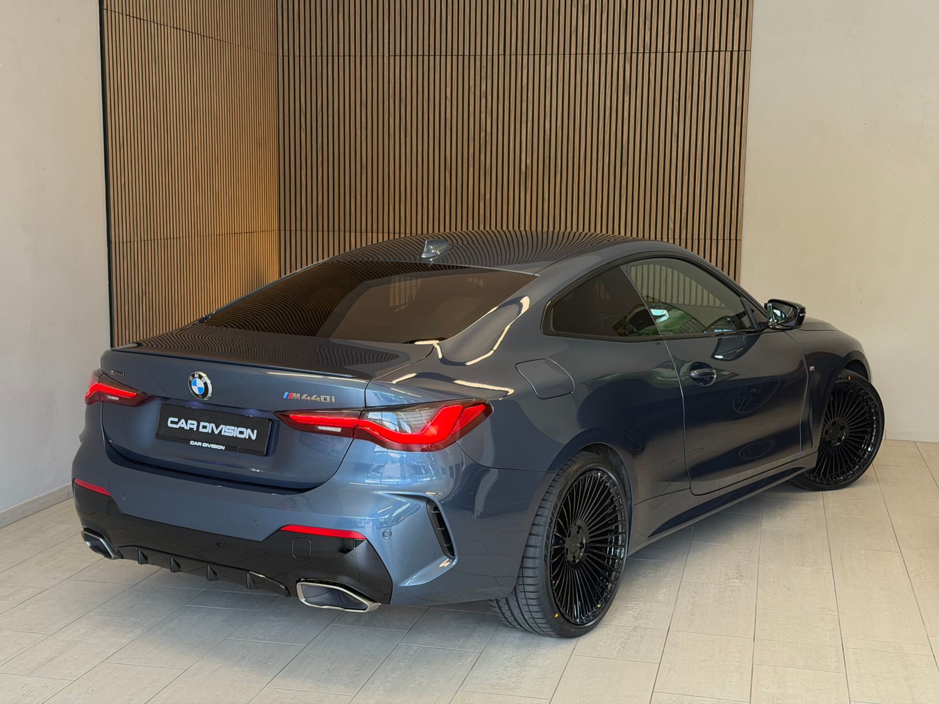 BMW M440i xDrive 48V Coupé Steptronic-image-8