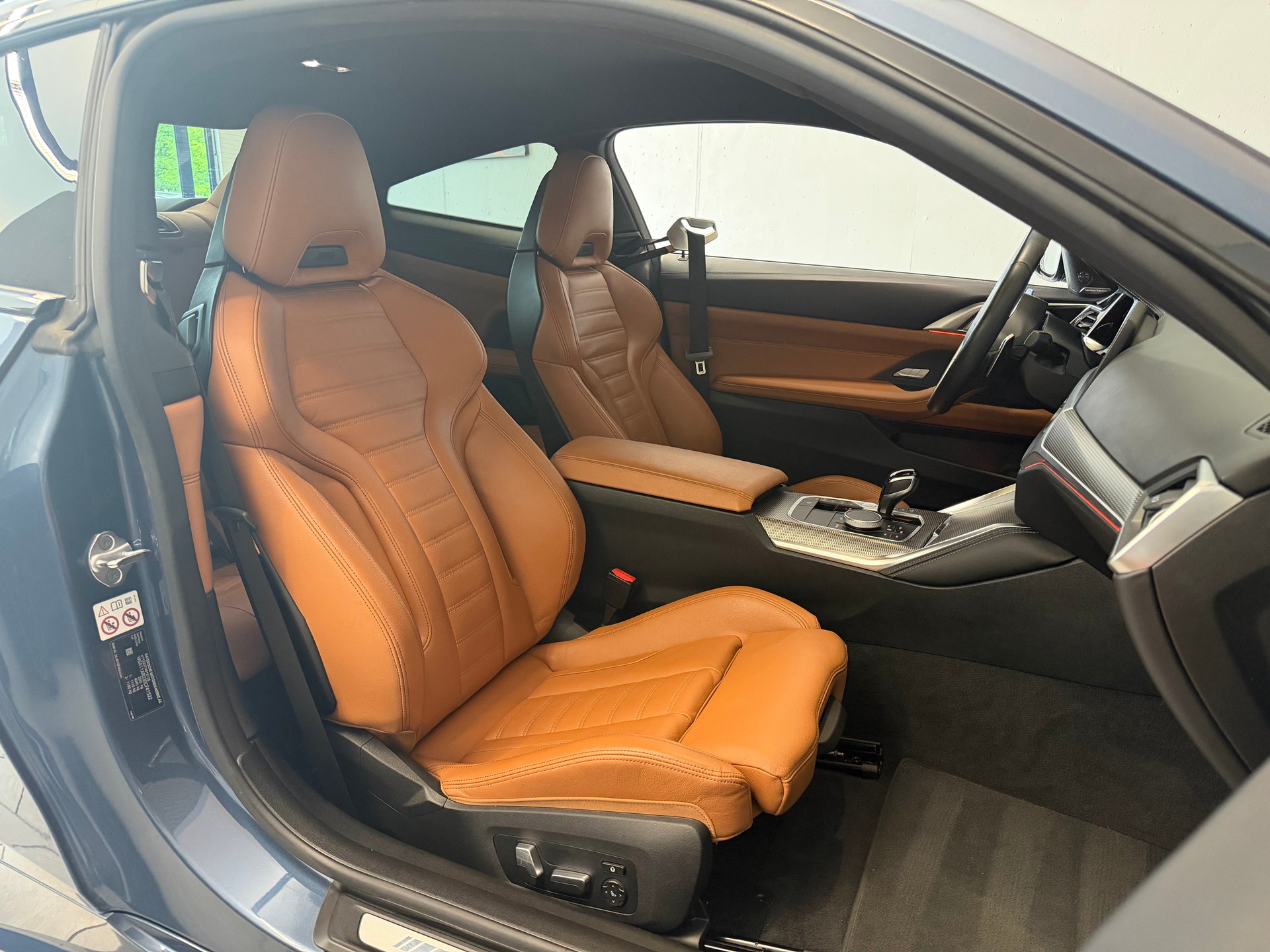 BMW M440i xDrive 48V Coupé Steptronic-image-16