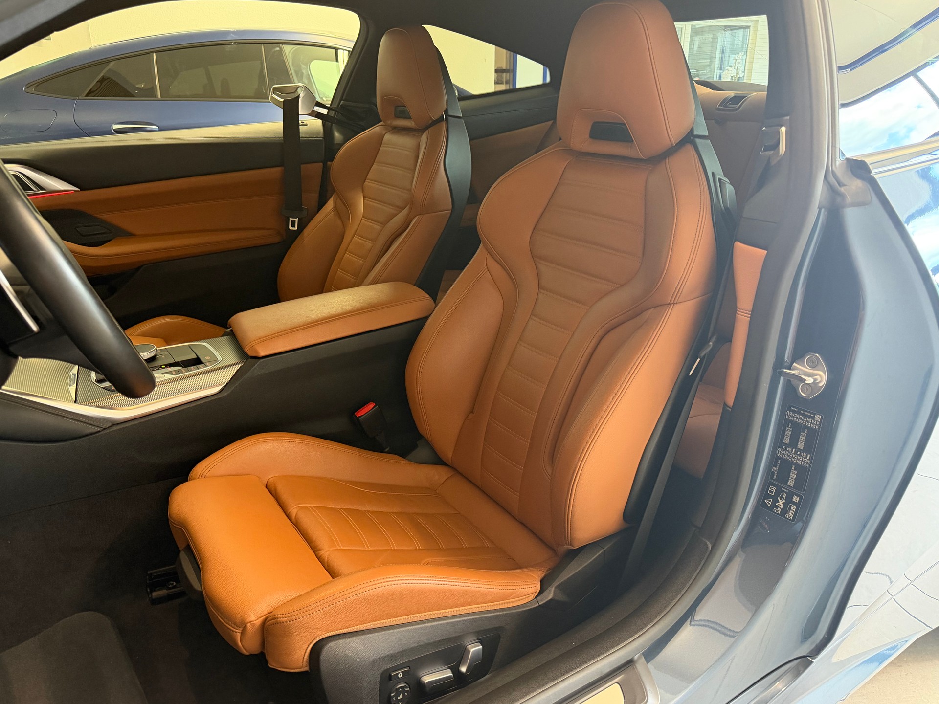 BMW M440i xDrive 48V Coupé Steptronic-image-14