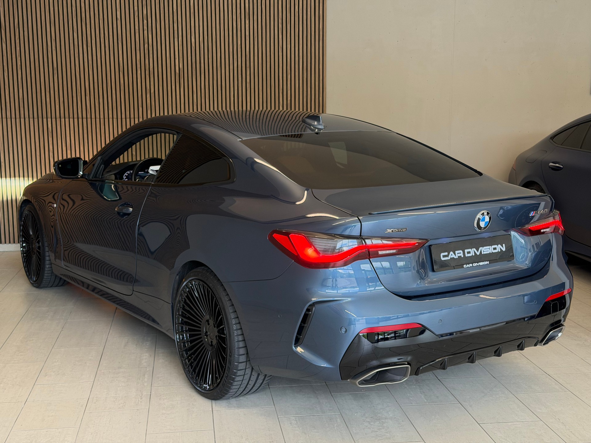 BMW M440i xDrive 48V Coupé Steptronic-image-10