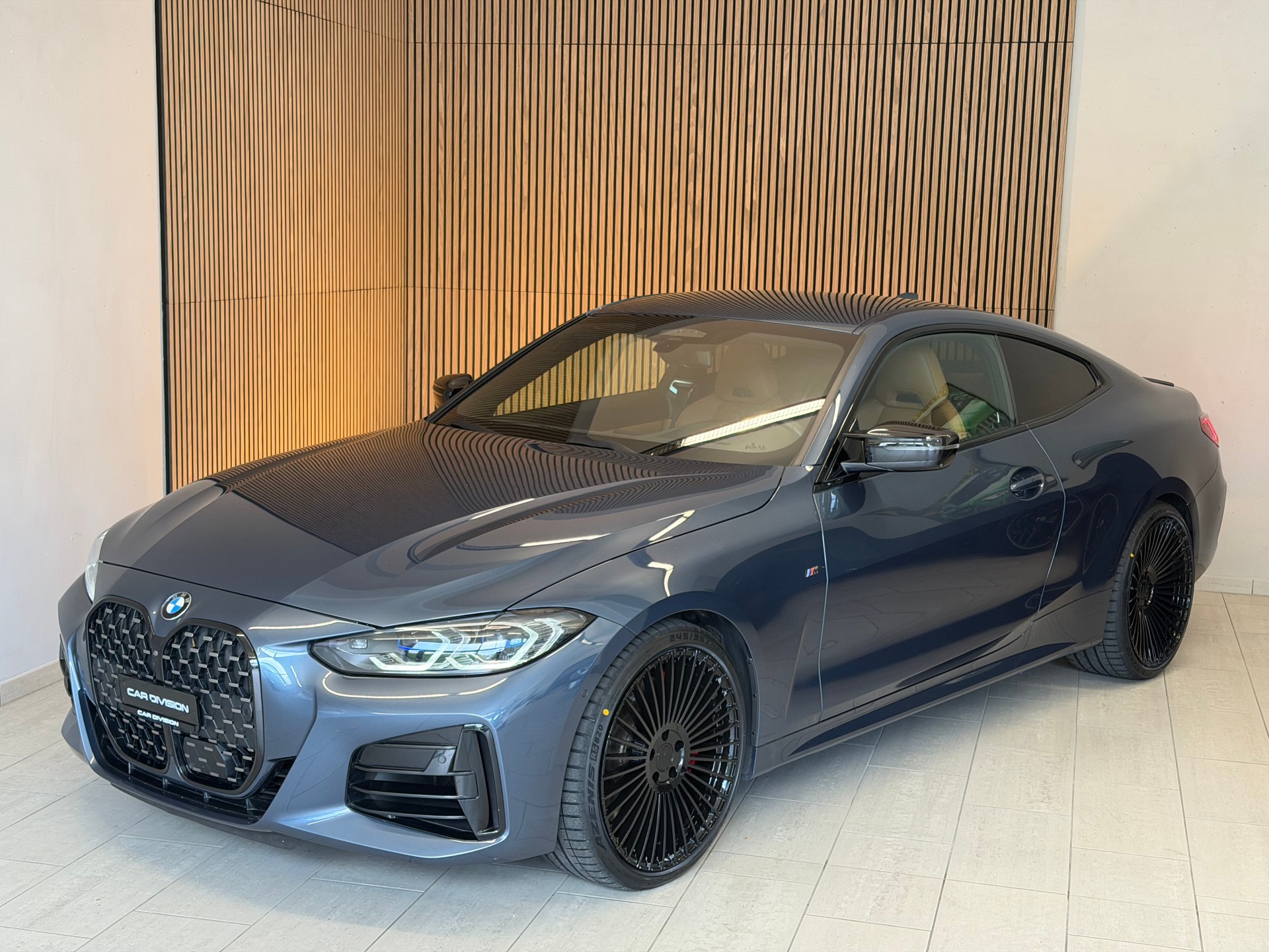 BMW M440i xDrive 48V Coupé Steptronic-image-1