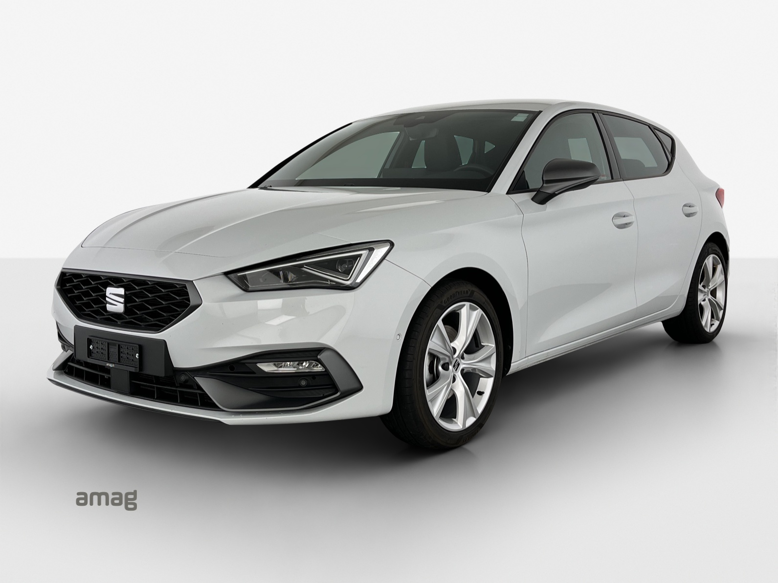 SEAT Leon 1.5 eTSI mHEV DSG FR-image-0