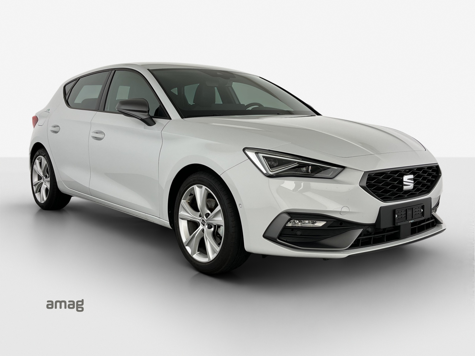 SEAT Leon 1.5 eTSI mHEV DSG FR-image-5