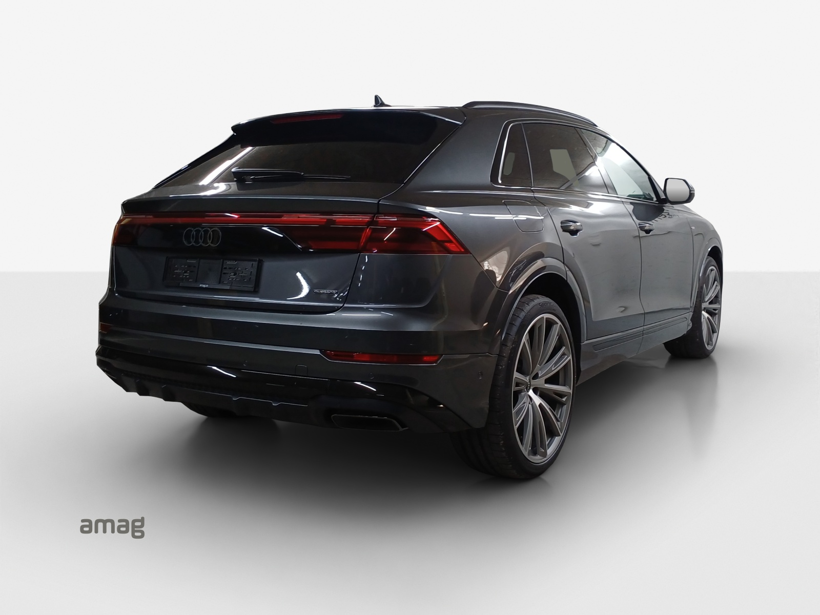 AUDI Q8 SUV TFSI e quattro 290 kW Attraction tiptronic-image-4