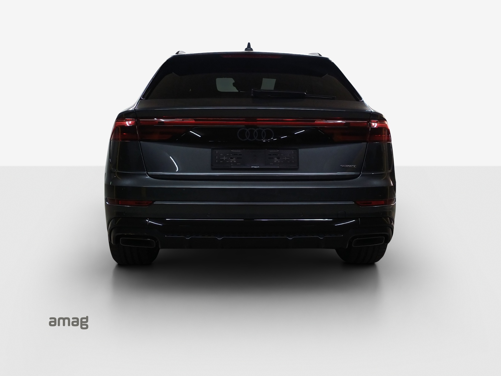 AUDI Q8 SUV TFSI e quattro 290 kW Attraction tiptronic-image-3