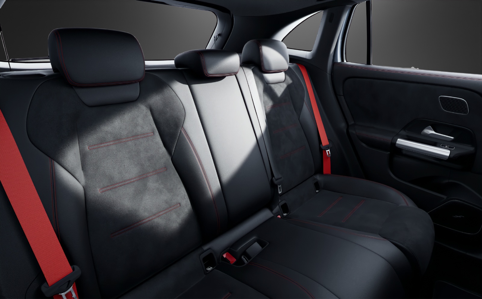 MERCEDES-BENZ GLA AMG 35 4Matic 8G-DCT-image-9