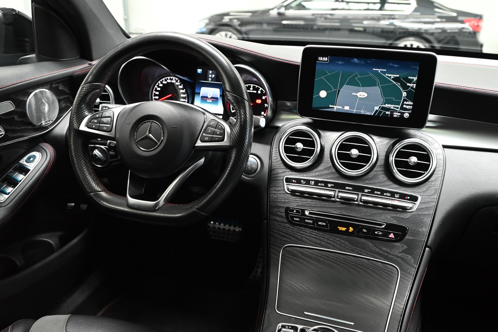MERCEDES-BENZ GLC Coupé 43 AMG 4Matic 9G-Tronic-image-9
