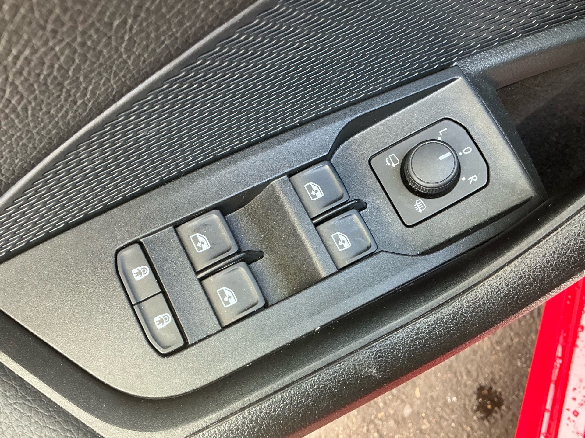 SKODA Octavia Combi 2.0 TSI RS *** 265 PS *** NEUSTES MODELL ***-image-27