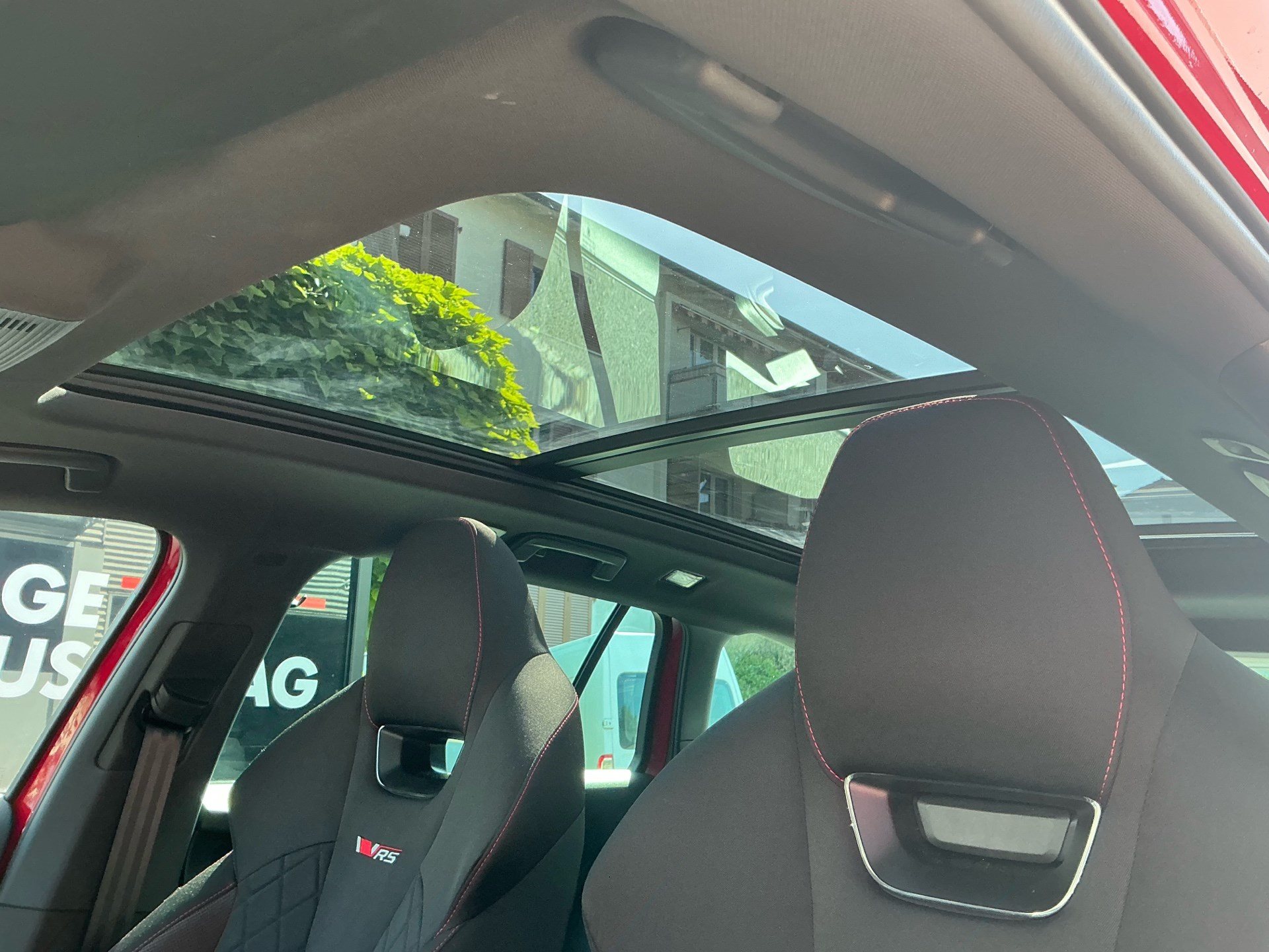 SKODA Octavia Combi 2.0 TSI RS *** 265 PS *** NEUSTES MODELL ***-image-8