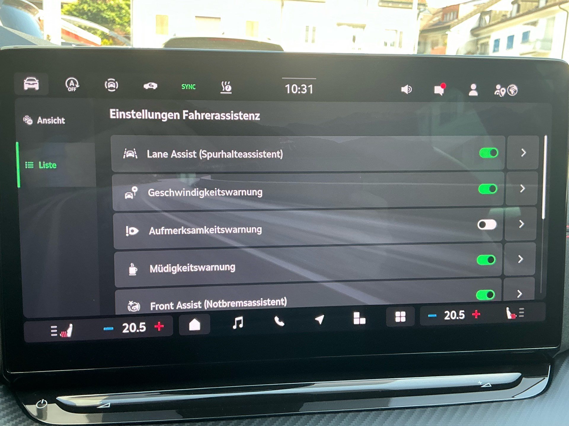 SKODA Octavia Combi 2.0 TSI RS *** 265 PS *** NEUSTES MODELL ***-image-19