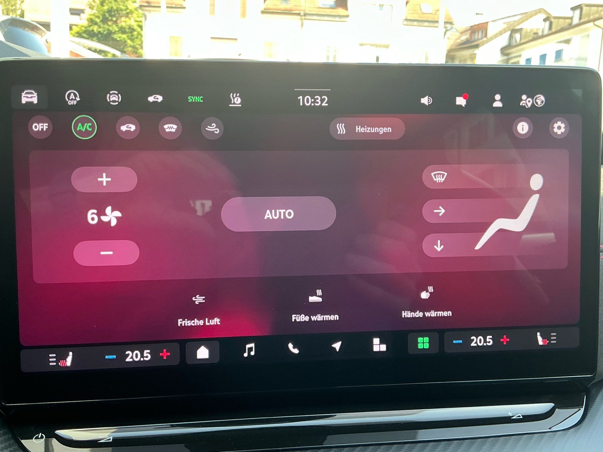 SKODA Octavia Combi 2.0 TSI RS *** 265 PS *** NEUSTES MODELL ***-image-23