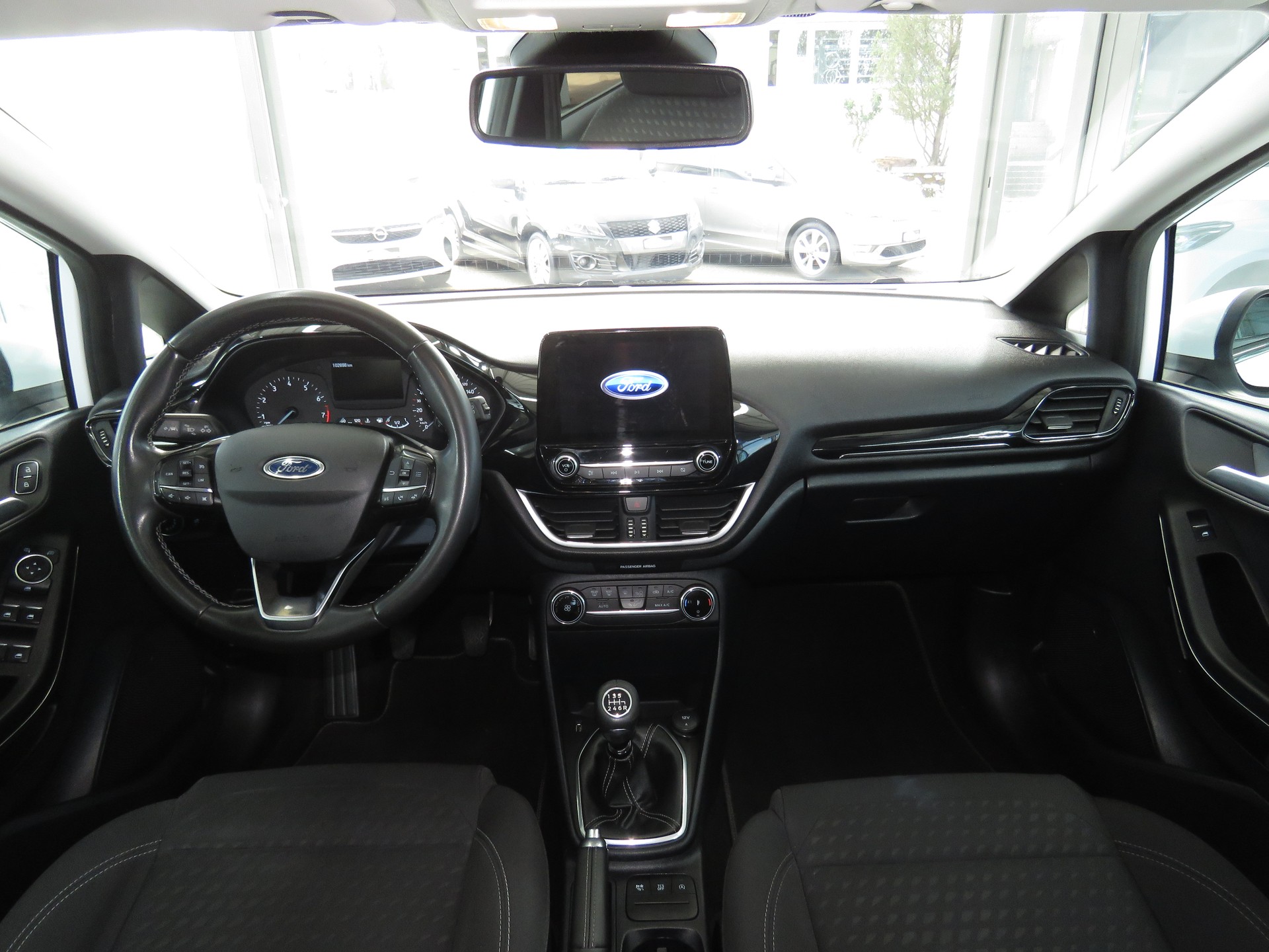 FORD Fiesta 1.0 SCTi Titanium-image-13
