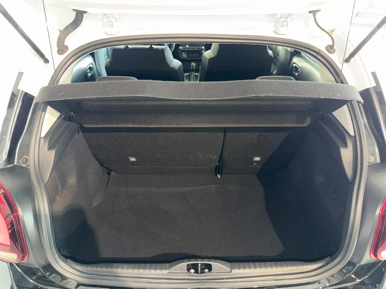 CITROEN C3 1.2i PureTech Swiss Edition EAT6-image-3