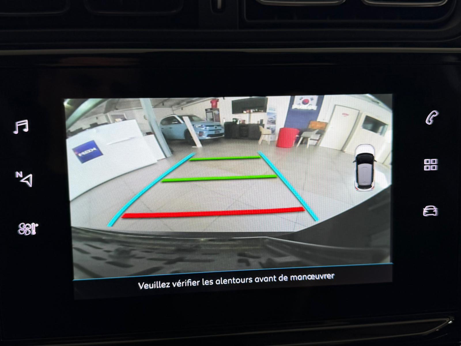 CITROEN C3 1.2i PureTech Swiss Edition EAT6-image-13